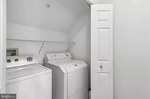 11791 Rockaway Ln, Fairfax, VA 22030 - Photo 37
