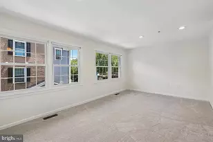 11791 Rockaway Ln, Fairfax, VA 22030 - Photo 39