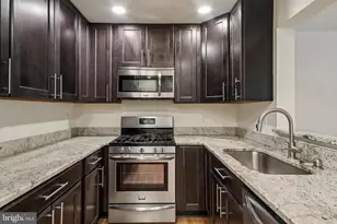 11791 Rockaway Ln, Fairfax, VA 22030 - Photo 23