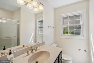 6904 Chelsea Rd, McLean, VA 22101 - Photo 15