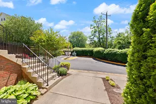 6040 Kelsey Ct, Falls Church, VA 22044 - Photo 51