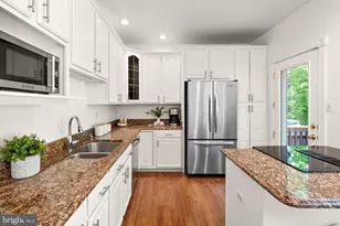 6040 Kelsey Ct, Falls Church, VA 22044 - Photo 19