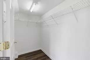 1304 Garden Wall Cir, Reston, VA 20194 - Photo 21