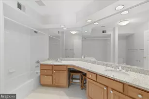 1304 Garden Wall Cir, Reston, VA 20194 - Photo 15