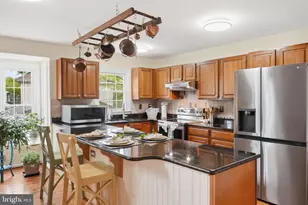 6700 Passageway Pl, Burke, VA 22015 - Photo 25