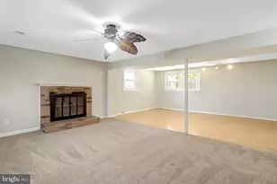 7800 Hayfield Rd, Alexandria, VA 22315 - Photo 35