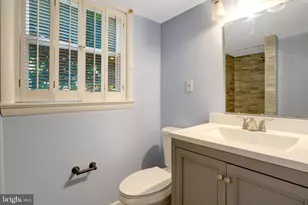 7800 Hayfield Rd, Alexandria, VA 22315 - Photo 45