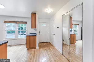 2331 Harleyford Ct, Reston, VA 20191 - Photo 3