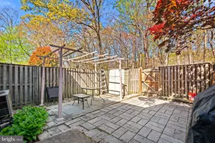 8024 Bethelen Woods, Springfield, VA 22153 - Photo 35