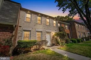 8024 Bethelen Woods, Springfield, VA 22153 - Photo 3