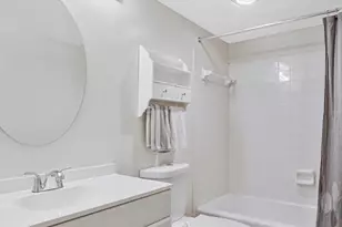 7640 Provincial Dr, McLean, VA 22102 - Photo 17