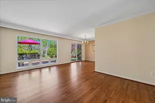 8722 Higdon Dr, Vienna, VA 22182 - Photo 7