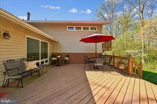 8722 Higdon Dr, Vienna, VA 22182 - Photo 45