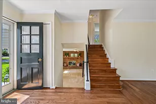 8722 Higdon Dr, Vienna, VA 22182 - Photo 3