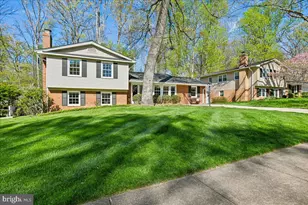 8722 Higdon Dr, Vienna, VA 22182 - Photo 43