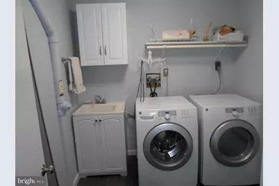 9817 Pebble Weigh Court, Burke, VA 22015 - Photo 19