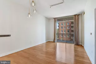 4490 Market Commons Dr, Fairfax, VA 22033 - Photo 7