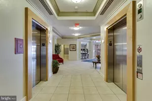 4490 Market Commons Dr, Fairfax, VA 22033 - Photo 25