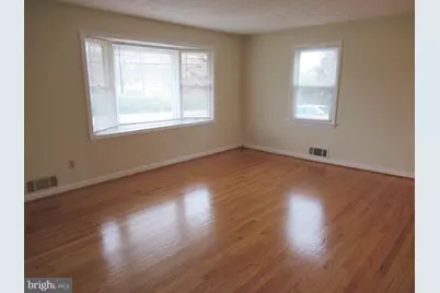 6362 Hillcrest Place, Alexandria, VA 22312 - Photo 3