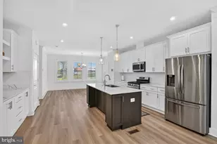 7449 Rocky Crk Ter, Annandale, VA 22003 - Photo 7