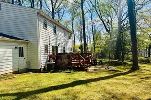 3810 Lynn Regis Ct, Fairfax, VA 22031 - Photo 3