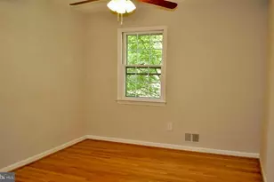 3810 Lynn Regis Ct, Fairfax, VA 22031 - Photo 23