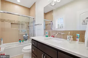 9703 Mill Race Estates Dr, Vienna, VA 22182 - Photo 35