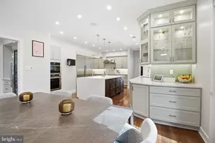 9703 Mill Race Estates Dr, Vienna, VA 22182 - Photo 9