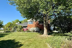 5917 Flanders St, Springfield, VA 22150 - Photo 1