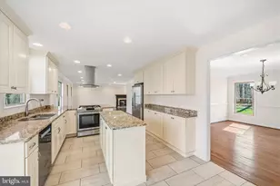 10720 Sandy Run Trail, Fairfax Station, VA 22039 - Photo 23