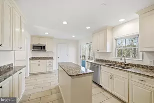 10720 Sandy Run Trail, Fairfax Station, VA 22039 - Photo 21
