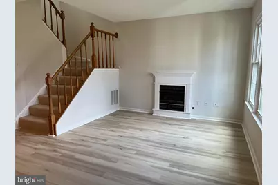 6015 Netherton Street, Centreville, VA 20120 - Photo 5