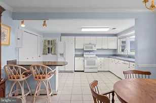 9008 Jameson St, Lorton, VA 22079 - Photo 9