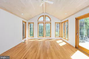 10802 Oldfield Dr, Reston, VA 20191 - Photo 21