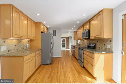 10802 Oldfield Drive, Reston, VA 20191 - Photo 15