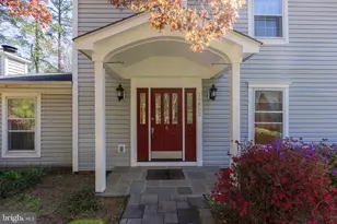 10802 Oldfield Dr, Reston, VA 20191 - Photo 3