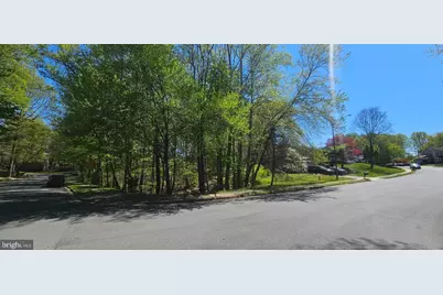 Dryburgh, Springfield, VA 22152 - Photo 3