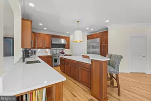 11431 Woolington Rd, Great Falls, VA 22066 - Photo 11