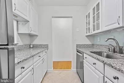 5920 Cove Landing Road #301, Burke, VA 22015 - Photo 9