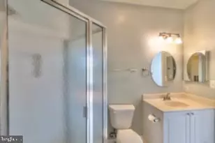 2720 Bellforest Ct, Vienna, VA 22180 - Photo 25