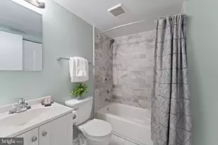 1617 Sierra Woods Dr, Reston, VA 20194 - Photo 33