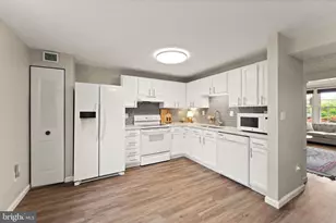 1617 Sierra Woods Dr, Reston, VA 20194 - Photo 13