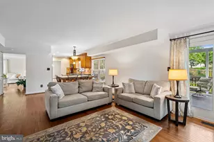 13907 Quietway Ct, Chantilly, VA 20151 - Photo 25