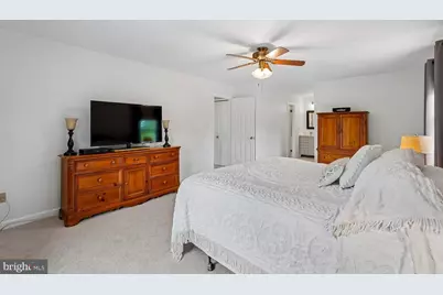 13907 Quietway Court, Chantilly, VA 20151 - Photo 31