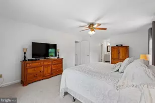 13907 Quietway Ct, Chantilly, VA 20151 - Photo 31