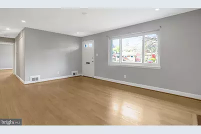 3713 Lockwood Lane, Annandale, VA 22003 - Photo 5