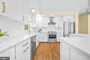 6925 Old Dominion Dr, McLean, VA 22101 - Photo 9