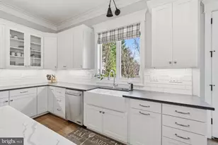 427 Orchard St NW, Vienna, VA 22180 - Photo 15