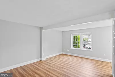 7921 Tyson Oaks Circle, Vienna, VA 22182 - Photo 5