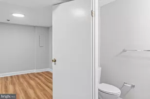 7921 Tyson Oaks Cir, Vienna, VA 22182 - Photo 47
